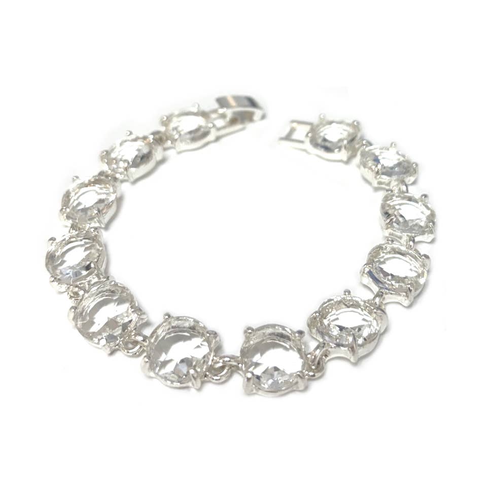 Round Cushion Cut Crystal Glass Linked Bracelet: SILVER-CLEAR