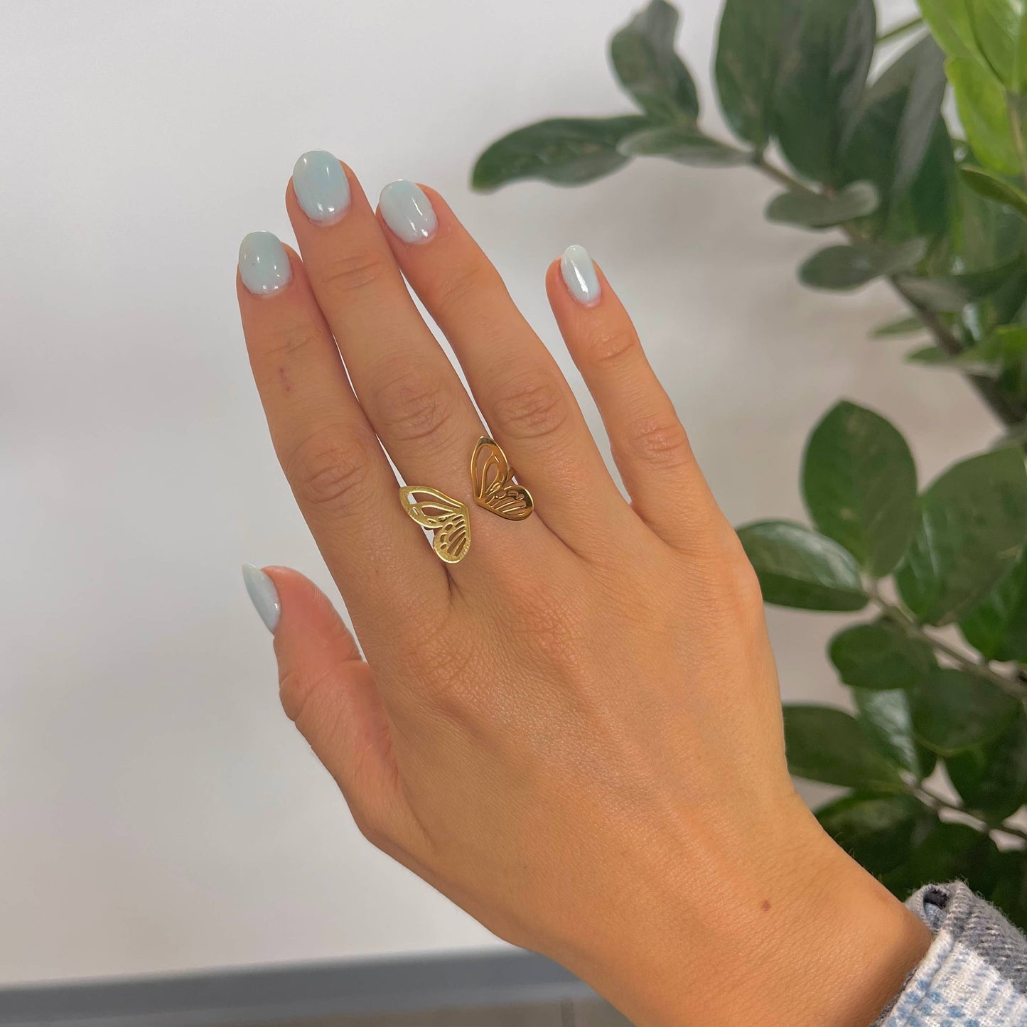 Monarch Butterfly Ring: 8