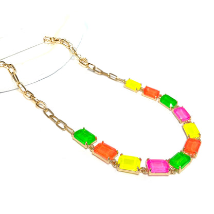Rectangle Crystal Glass Linked Statement Chain Necklace : Blackdia-AB