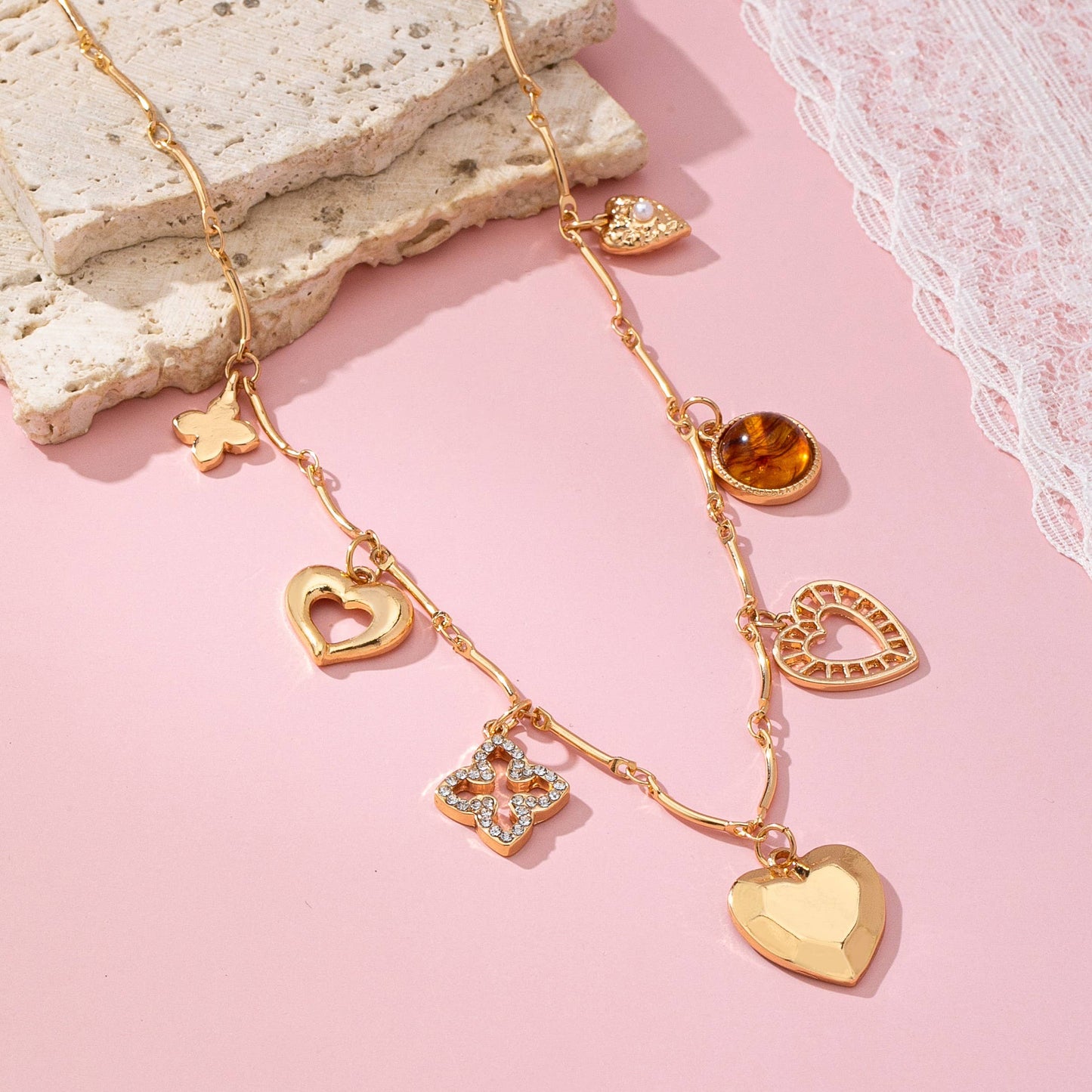 CHARM NECKLACE-HEARTS CLOVER STONE