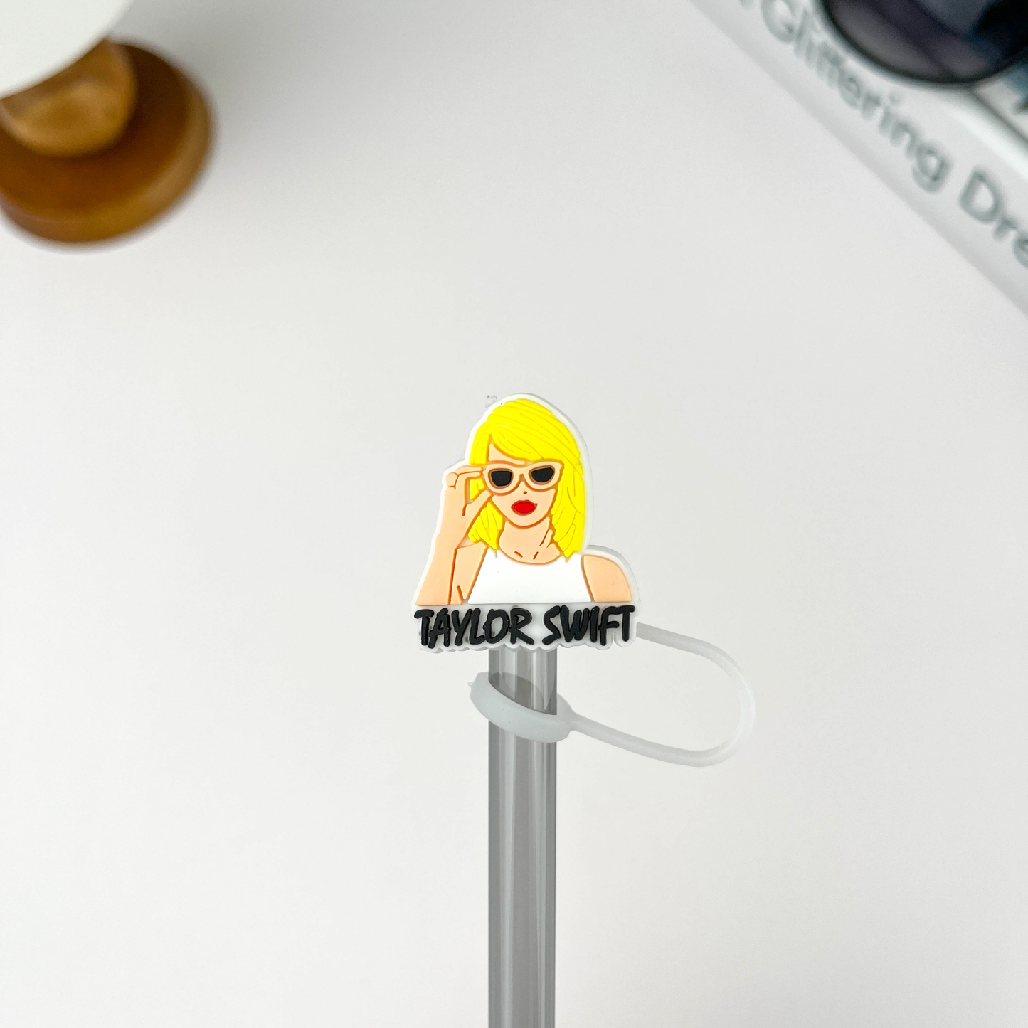 Cute Taylor Straw Topper: 6