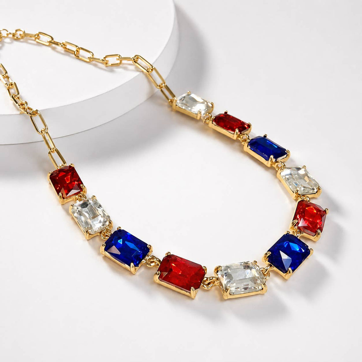Rectangle Crystal Glass Linked Statement Chain Necklace : Blackdia-AB