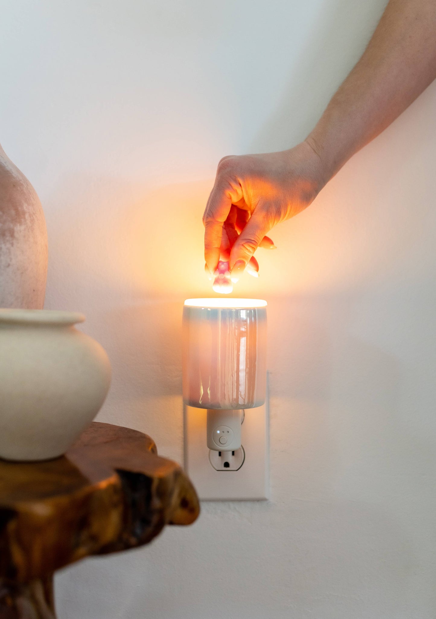 Timer Outlet Wax Warmer for Scented Wax Melts: Opalescent