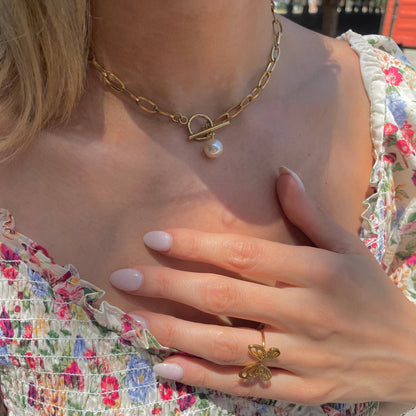 Monarch Butterfly Ring: 8