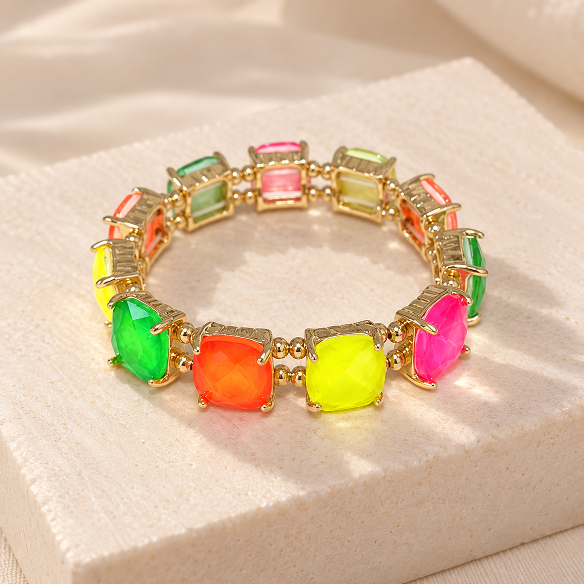 Cushion Cut Glass Crystal Linked Stretch Bracelet: PASTEL-PERI-BLUE